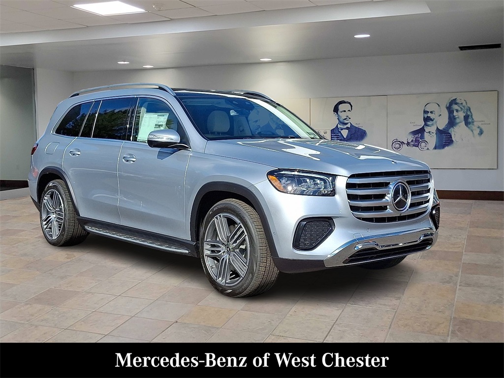 2026 Mercedes-Benz GLS Base's photo