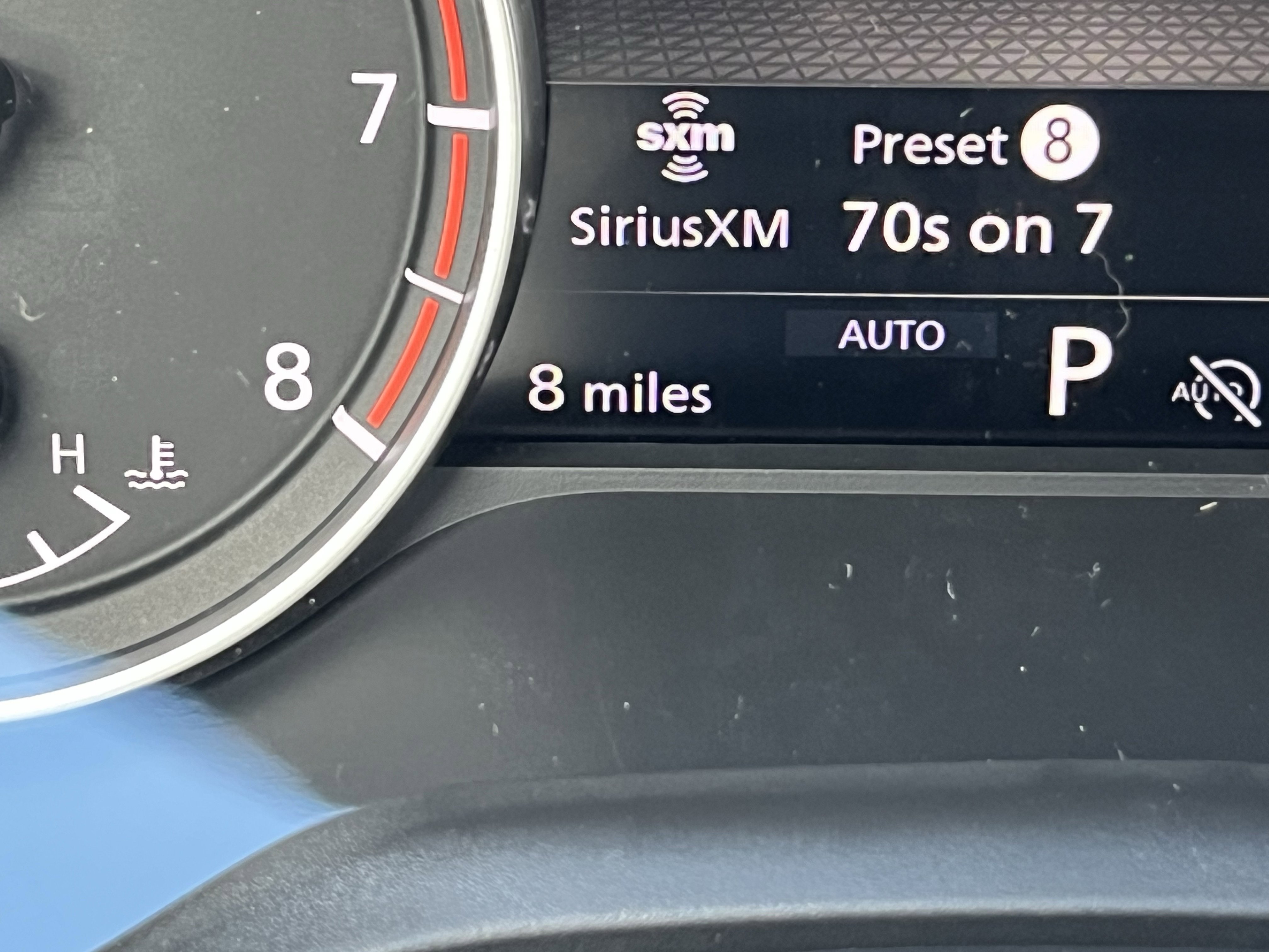 2026 Nissan Rogue SV photo 2