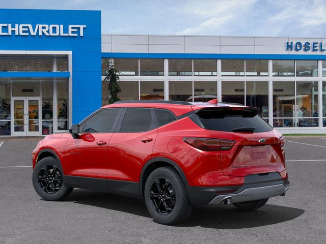 2025 Chevrolet Blazer 2LT photo 2
