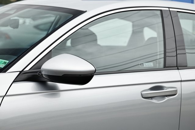 2024 Honda Accord Hybrid Touring photo 4
