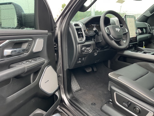 2026 Ram 1500 Laramie photo 3
