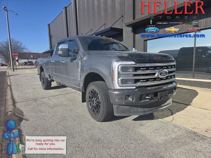 2024 Ford F-250 Super Duty Platinum's photo