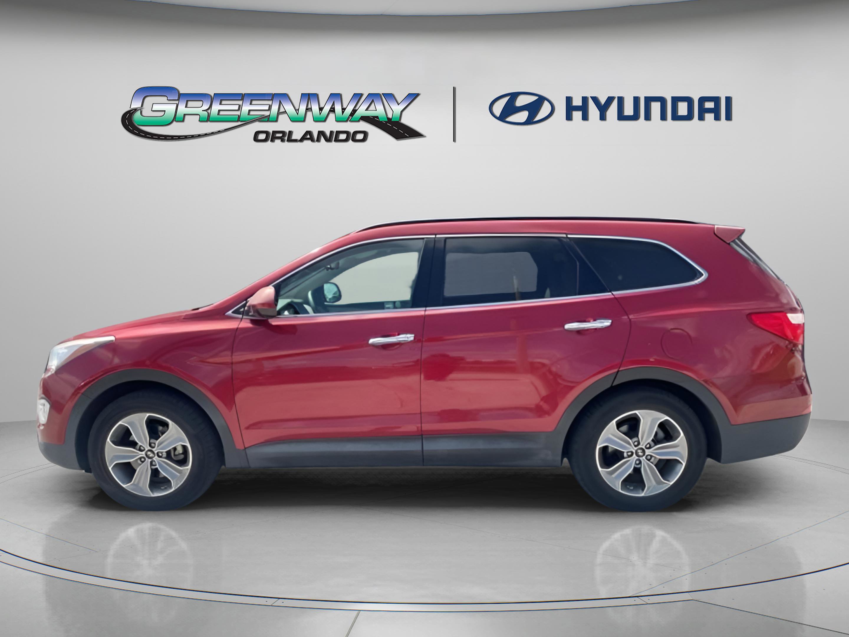 2016 Hyundai Santa Fe SE photo 3