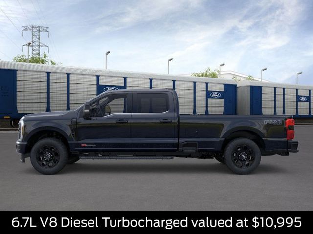 2026 Ford F-350 Lariat photo 3
