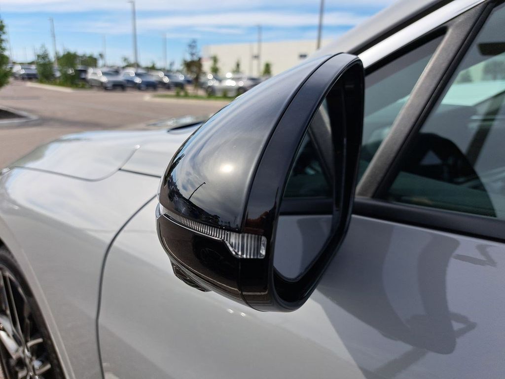 2023 Kia K5 GT photo 8