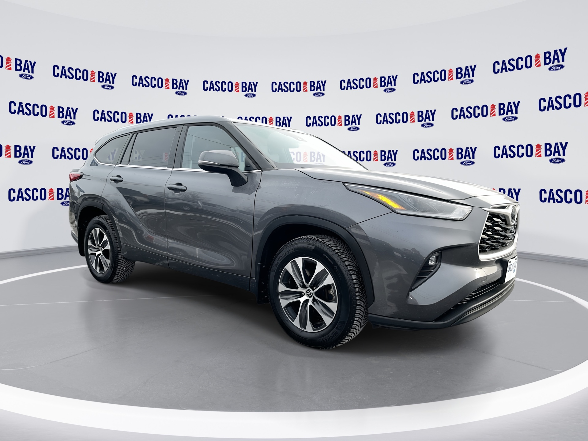 2021 Toyota Highlander XLE's photo