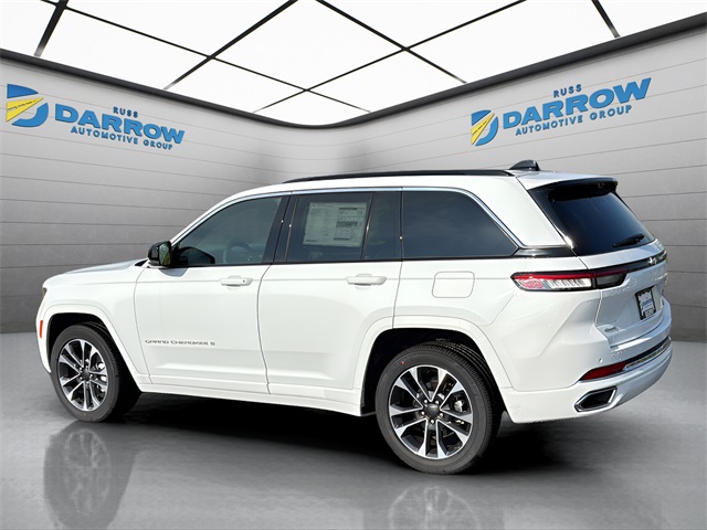 2025 Jeep Grand Cherokee Overland photo 3
