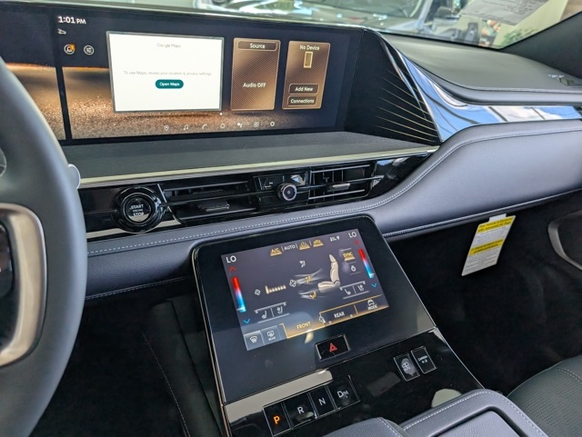 2026 Infiniti QX80 Sensory photo 17