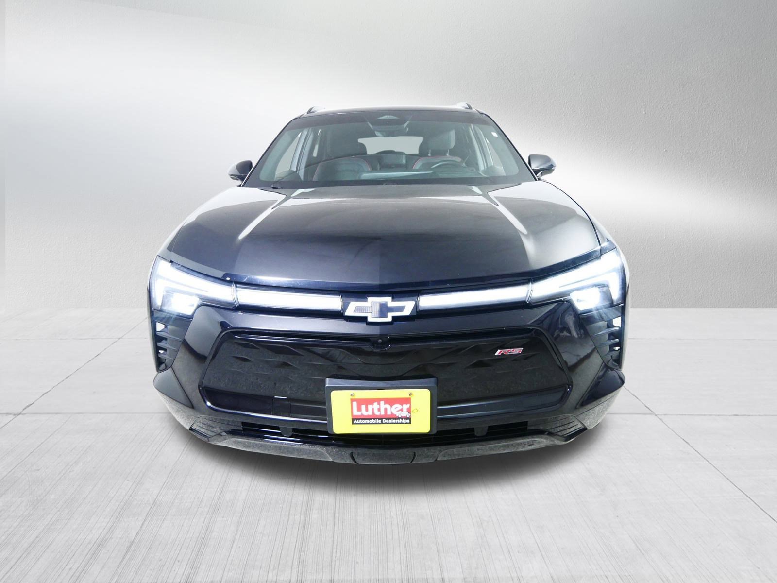 Used 2024 Chevrolet Blazer EV RS with VIN 3GNKDCRJ5RS144960 for sale in Brooklyn Center, MN