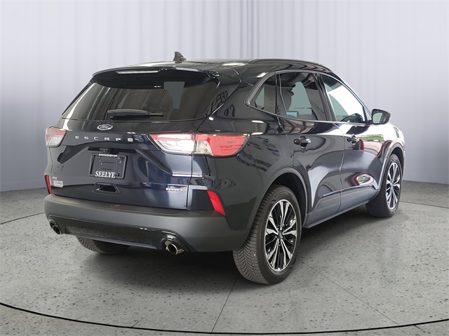 2021 Ford Escape SE photo 3