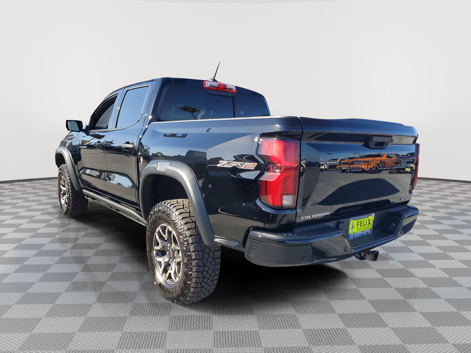 2026 Chevrolet Colorado ZR2 photo 2