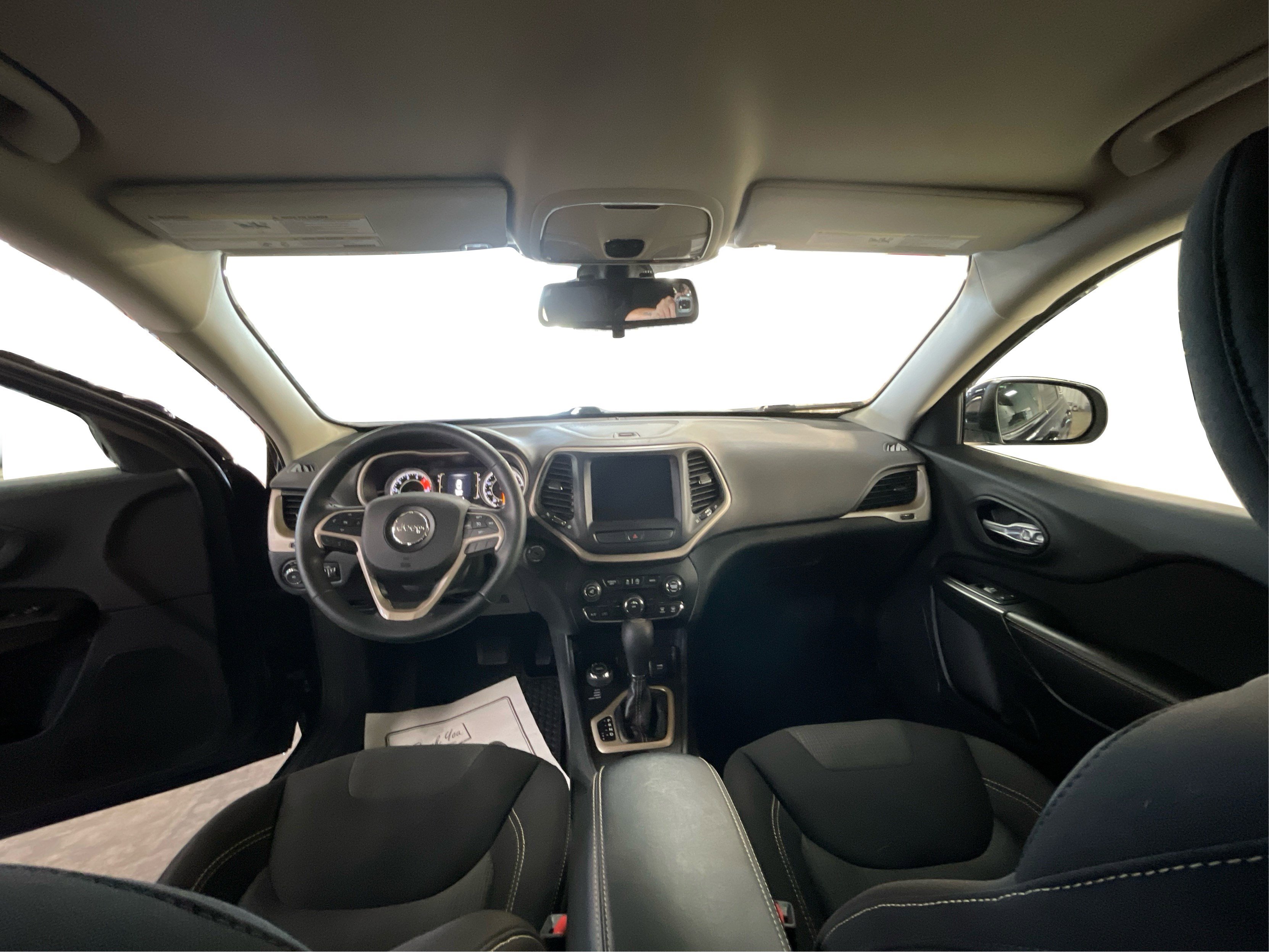 2016 Jeep Cherokee Latitude photo 17