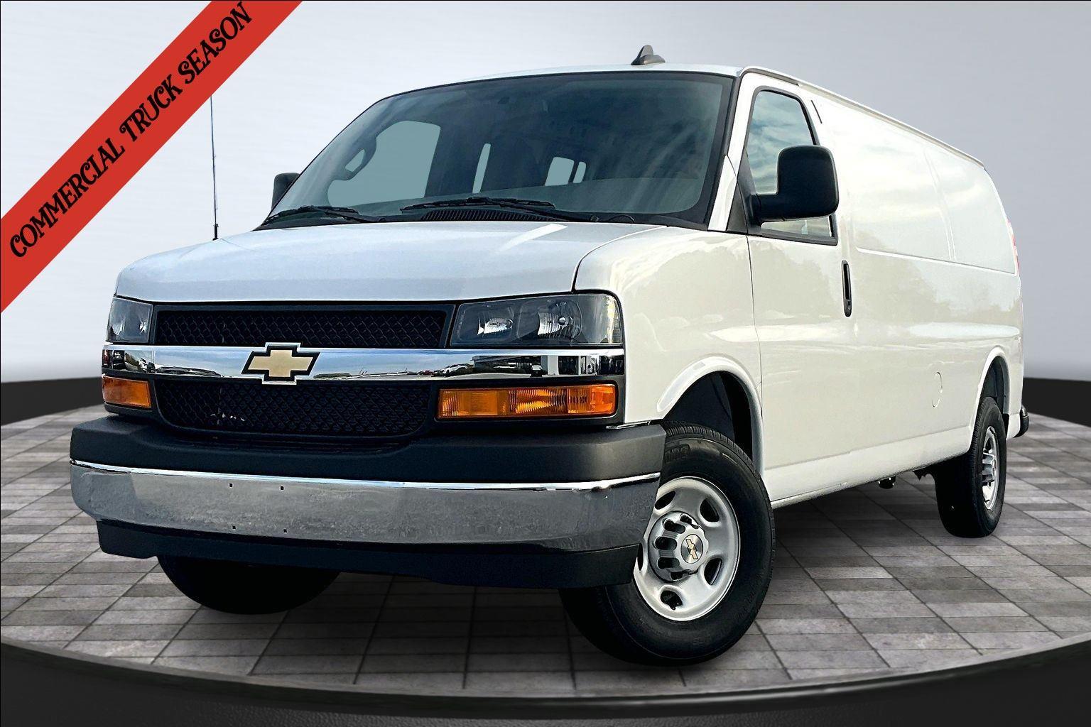 2025 Chevrolet Express Cargo Work Van's photo