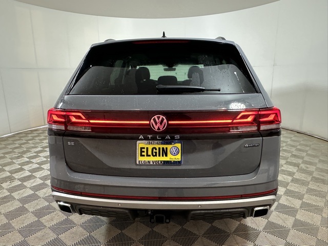 2025 Volkswagen Atlas Peak Edition SE photo 3