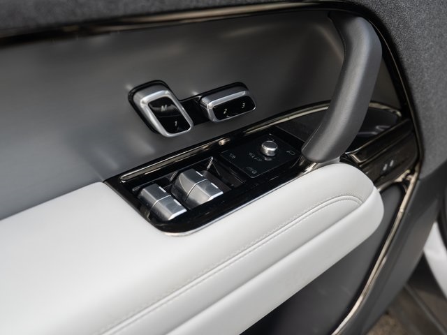 2024 Land Rover Range Rover Sport SE photo 17