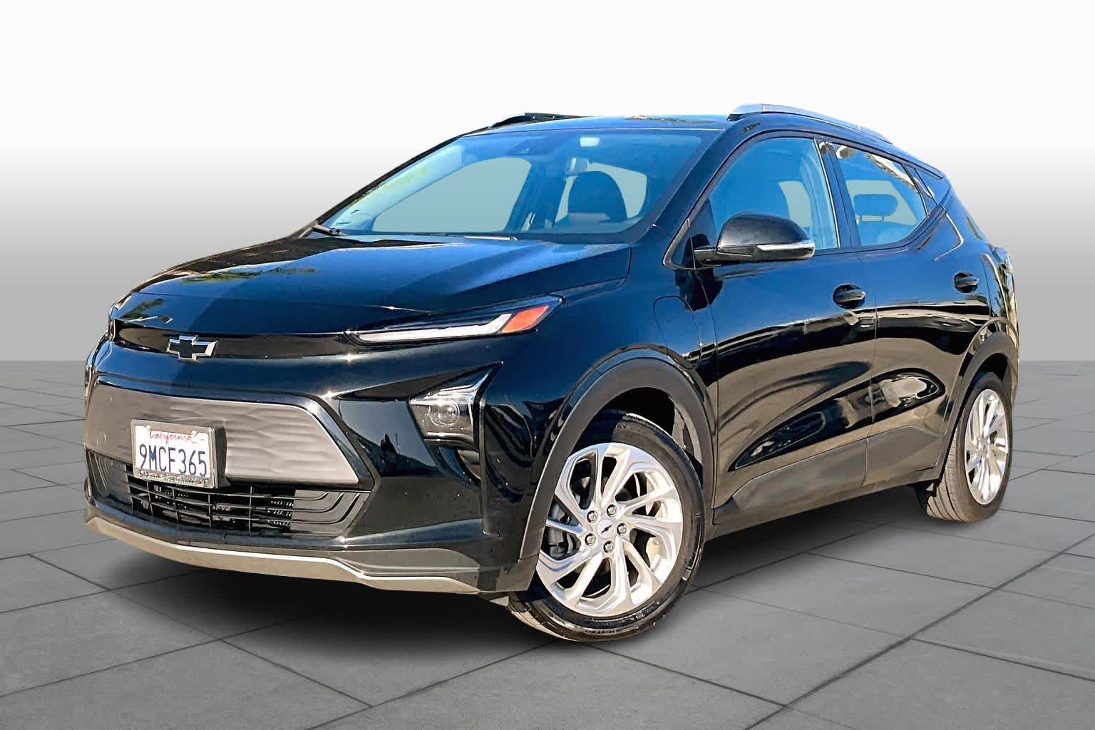 Used 2023 Chevrolet Bolt EUV LT with VIN 1G1FY6S00P4194902 for sale in Anaheim, CA