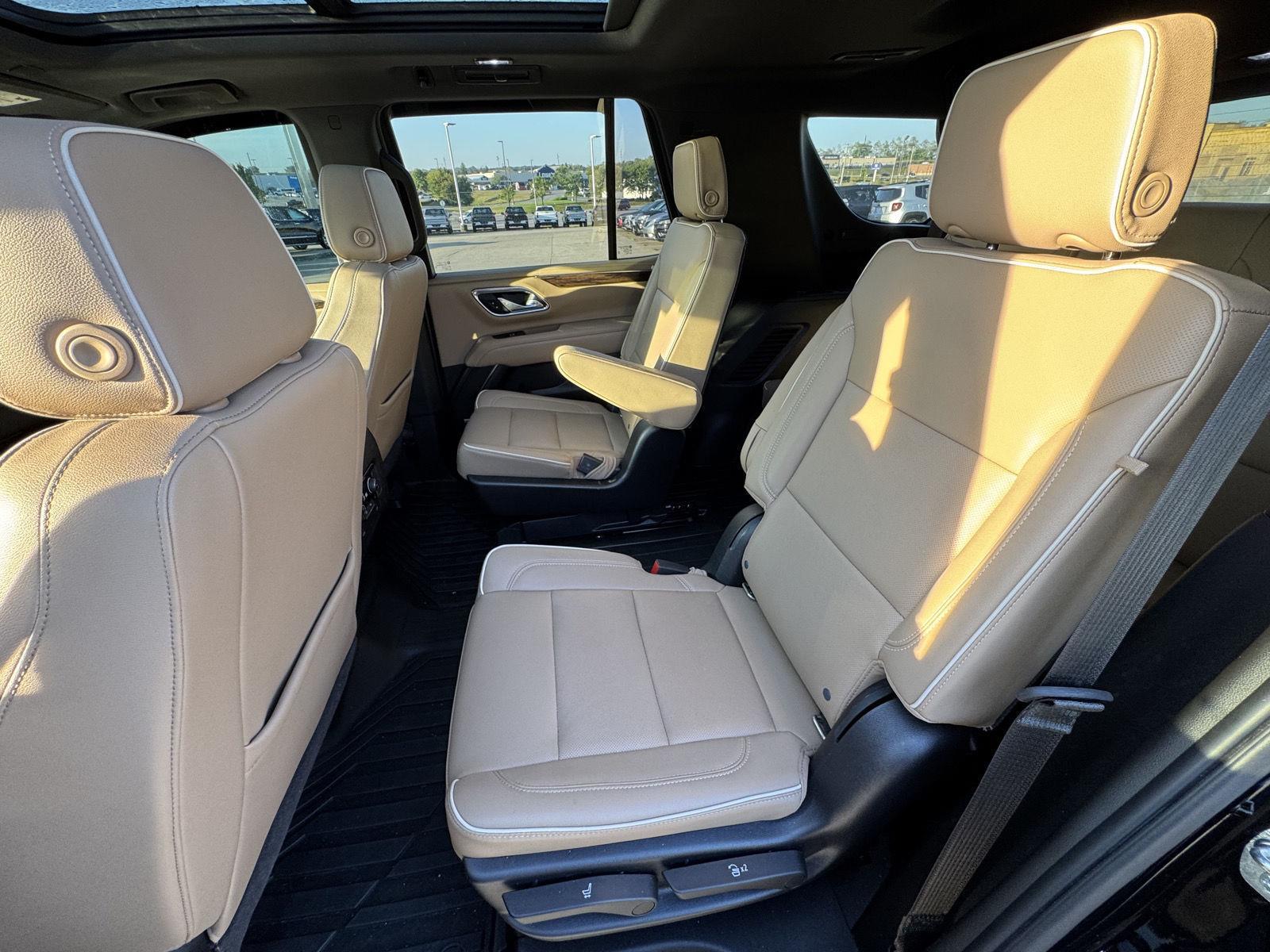 2021 Chevrolet Tahoe Premier photo 22