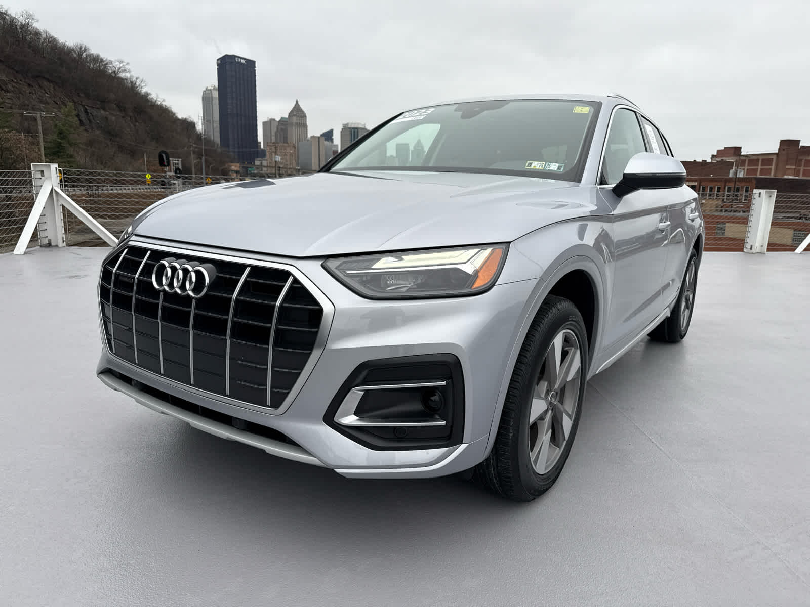2023 Audi Q5 Premium's photo
