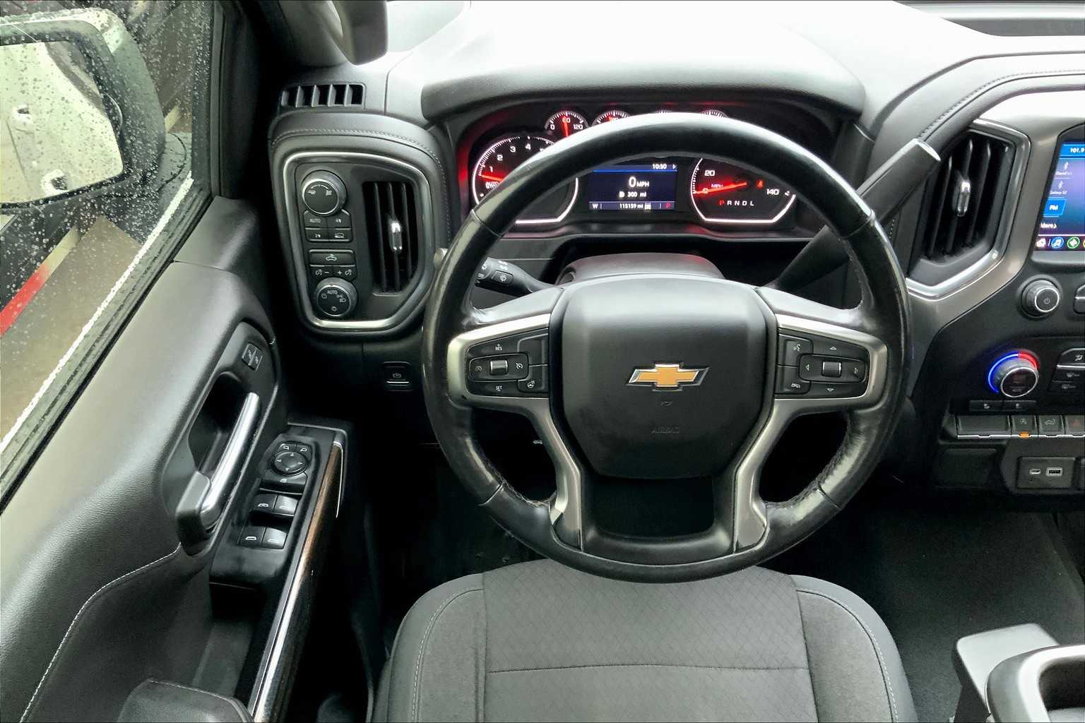 2019 Chevrolet Silverado 1500 LT photo 5