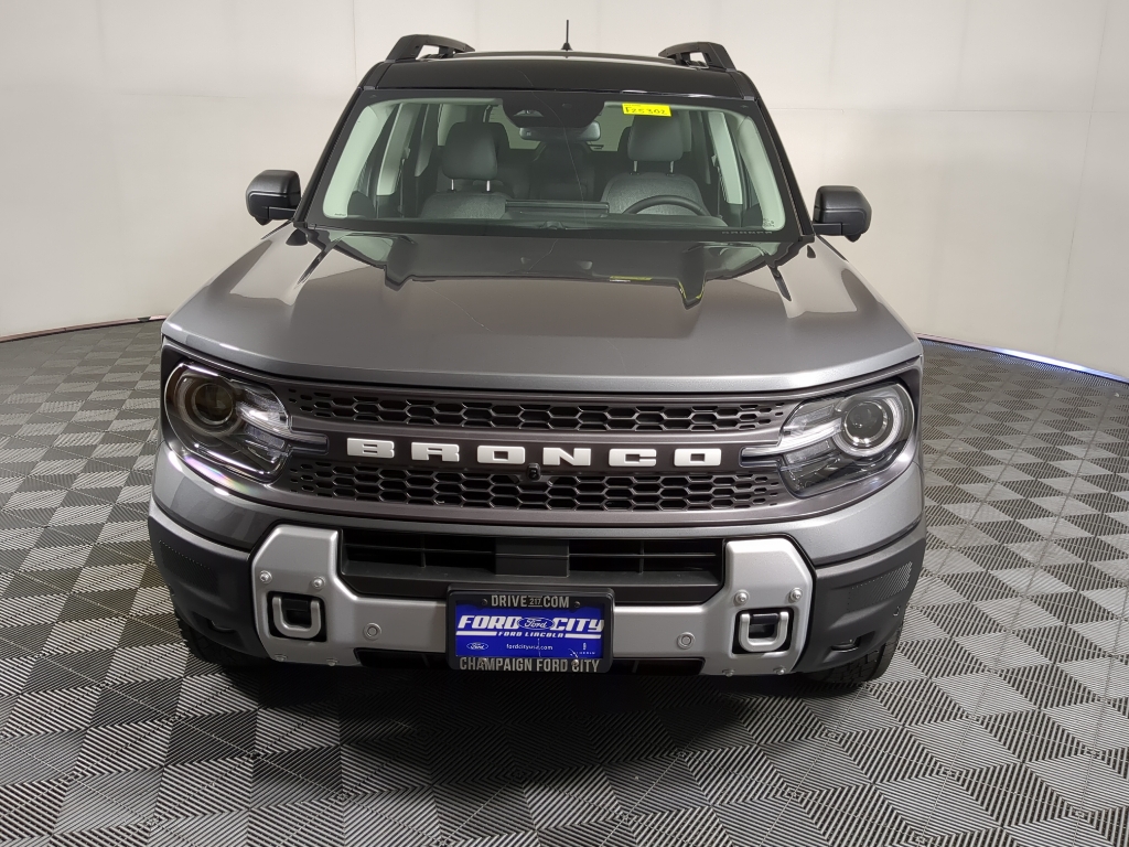 2025 Ford Bronco Sport Badlands photo 2