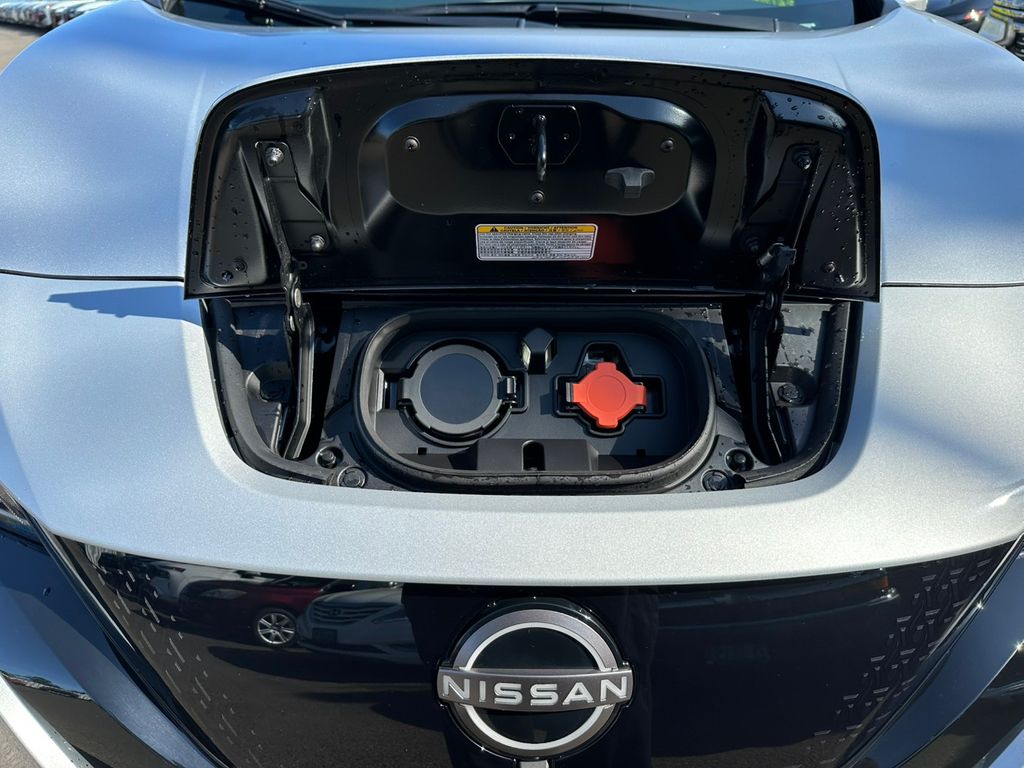 2025 Nissan Leaf SV Plus photo 29