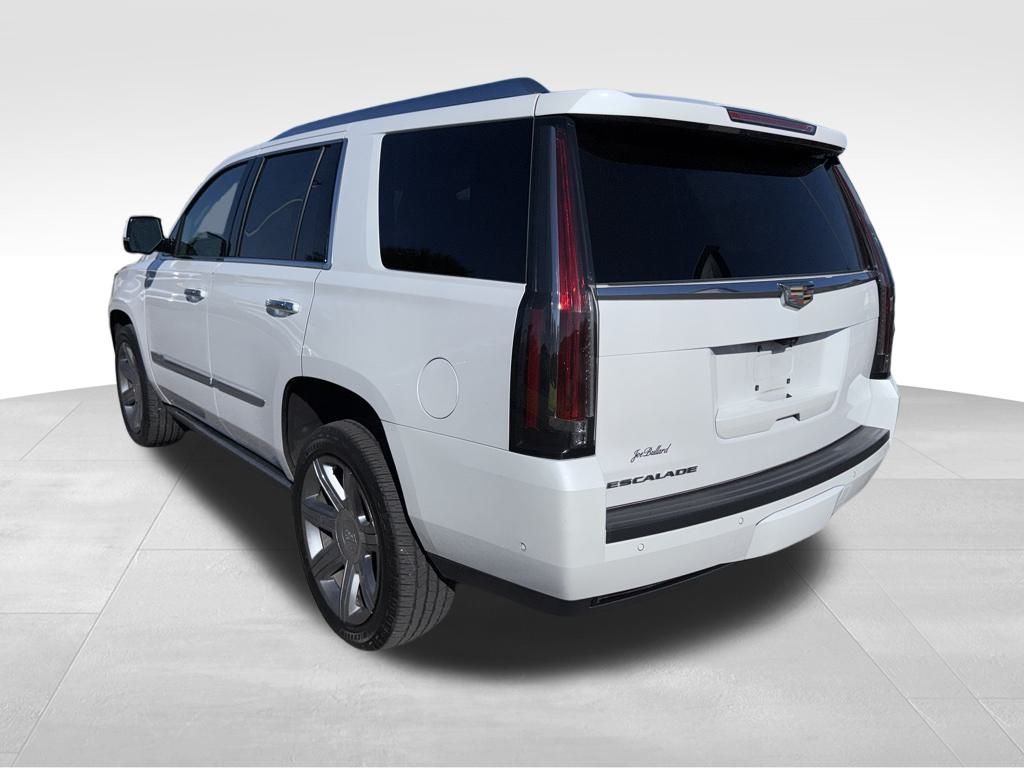 2020 Cadillac Escalade Premium Luxury photo 4
