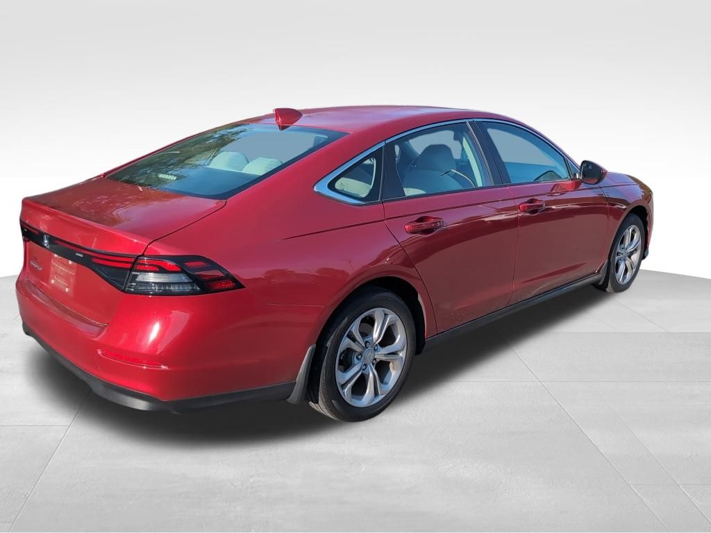 2023 Honda Accord LX photo 7