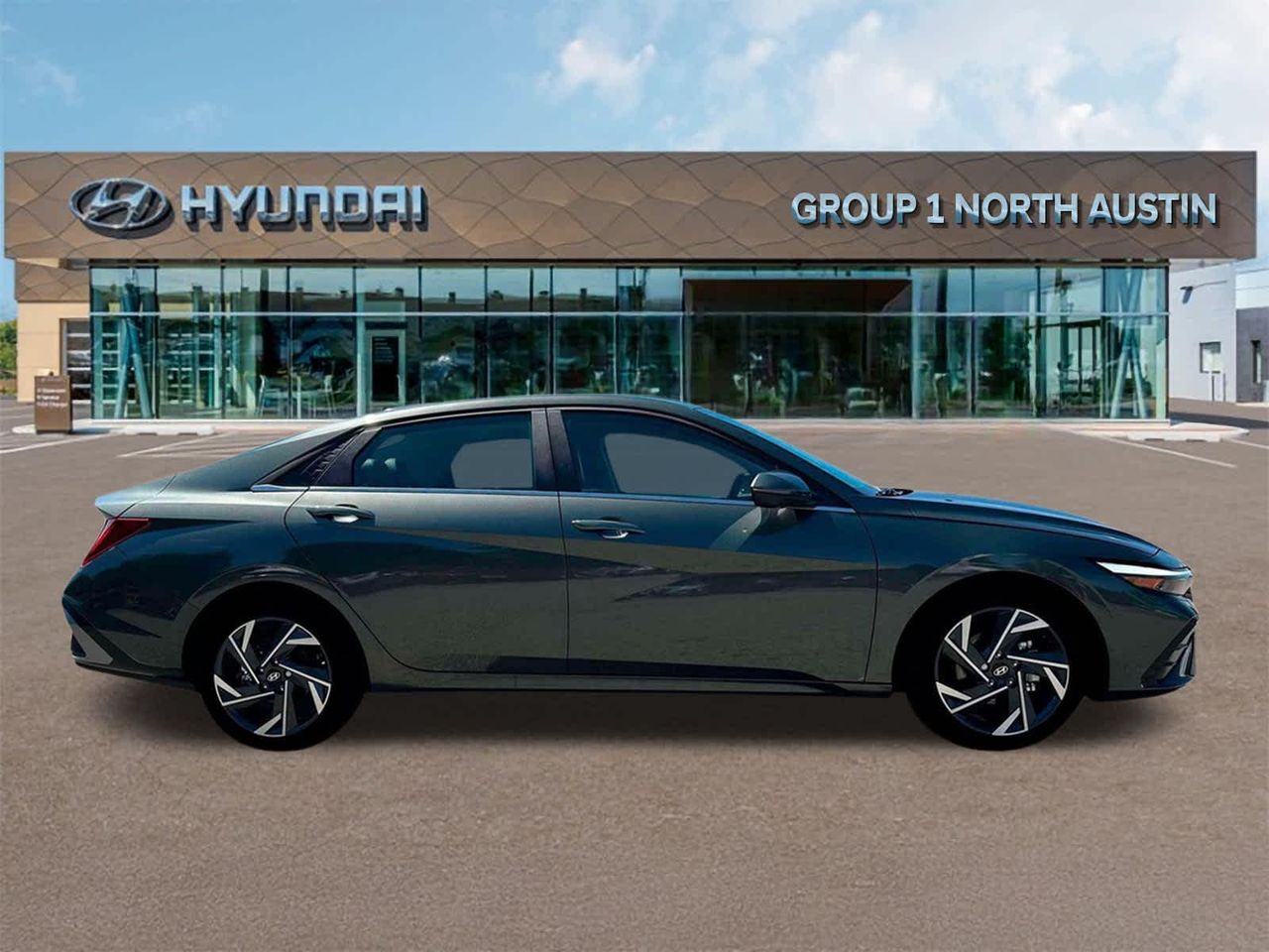 2025 Hyundai Elantra Limited photo 3