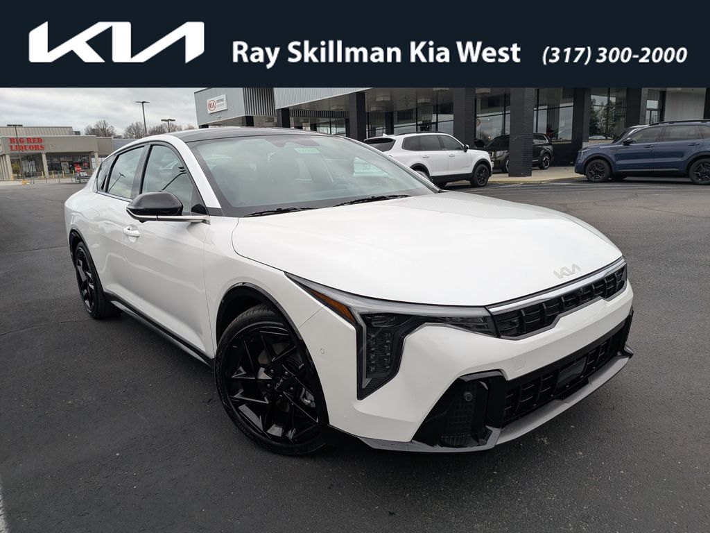 2025 Kia K4 GT-Line Turbo's photo