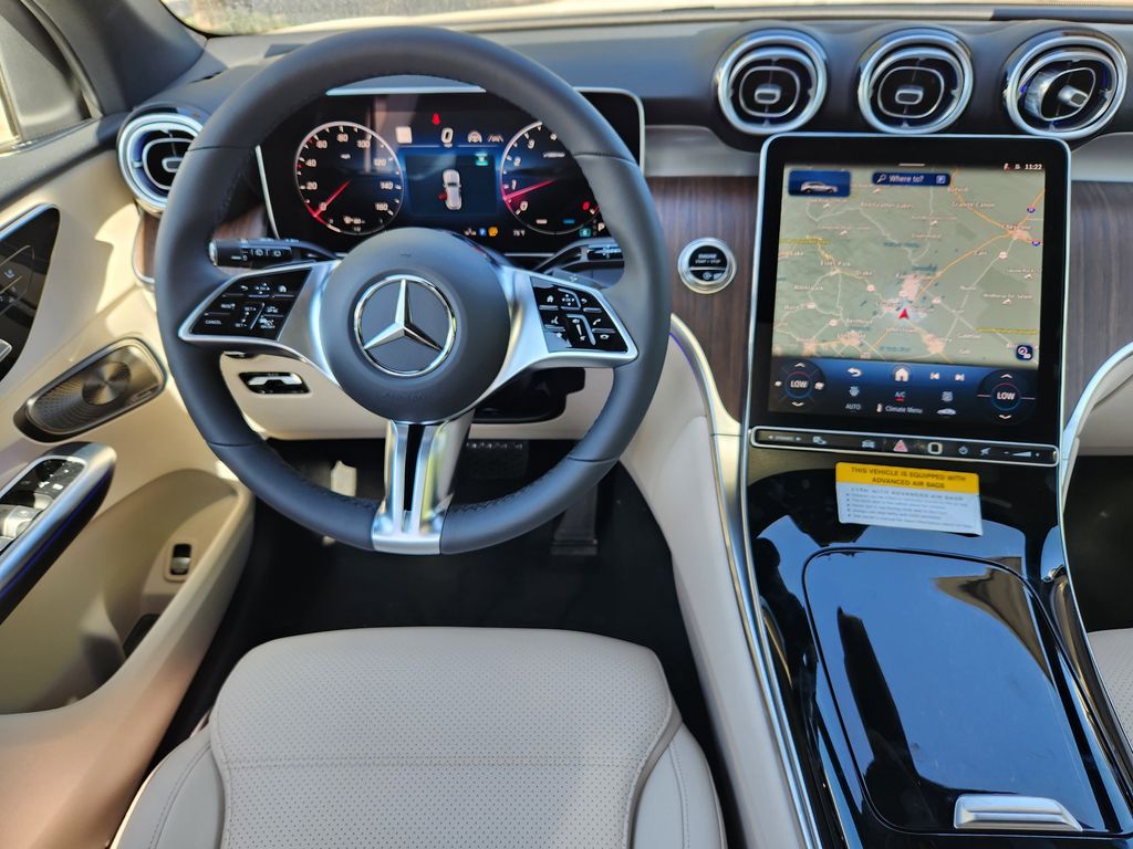 2026 Mercedes Benz GLC 300 4MATIC photo 16