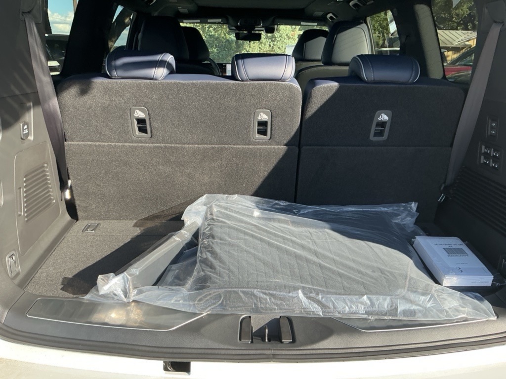 2026 Infiniti QX80 Sensory photo 27