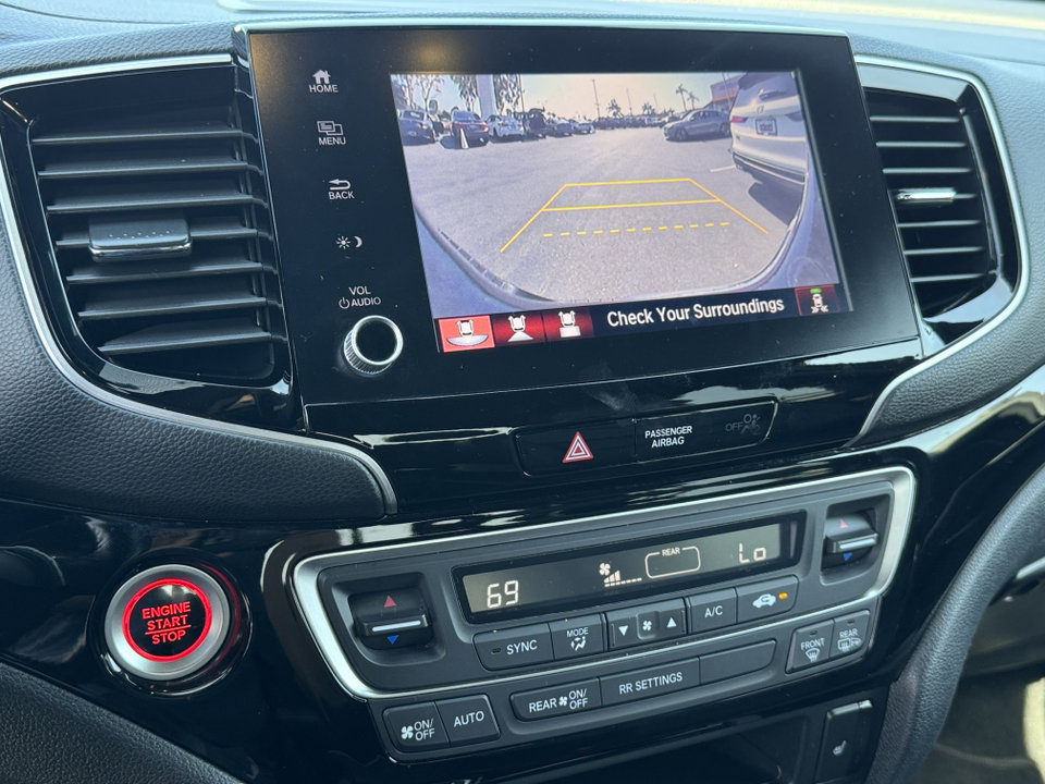 2022 Honda Ridgeline Black Edition photo 9