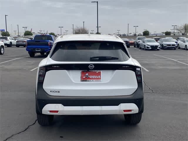 2025 Nissan Kicks SV photo 3