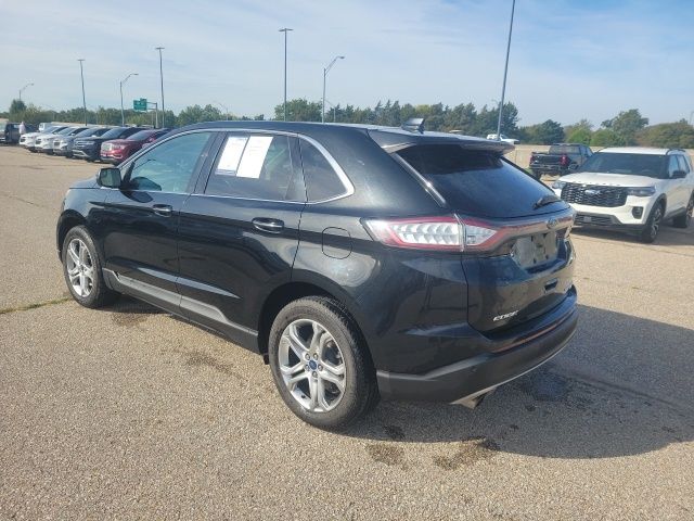 2015 Ford Edge Titanium photo 18