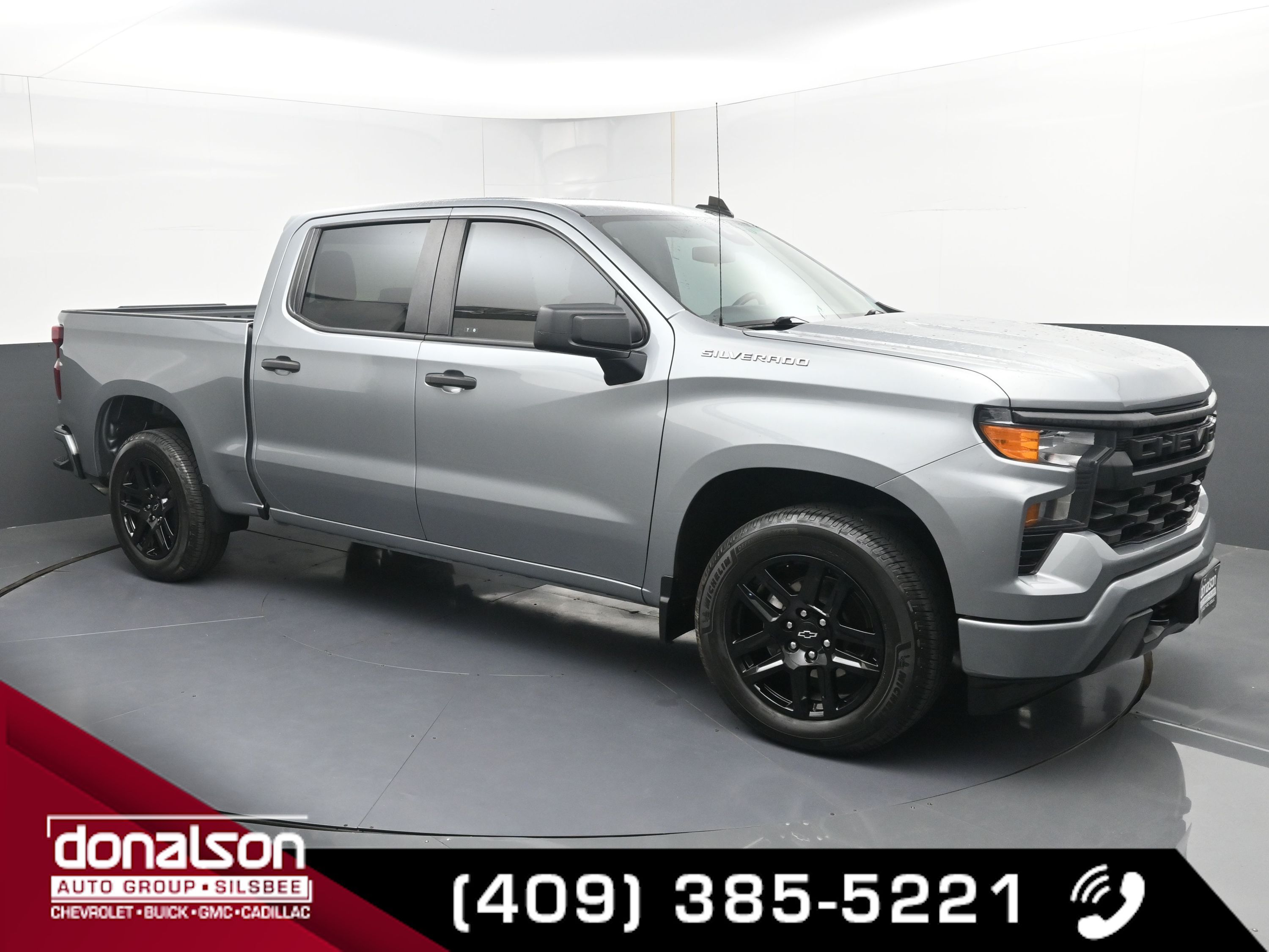 2023 Chevrolet Silverado 1500 Custom's photo