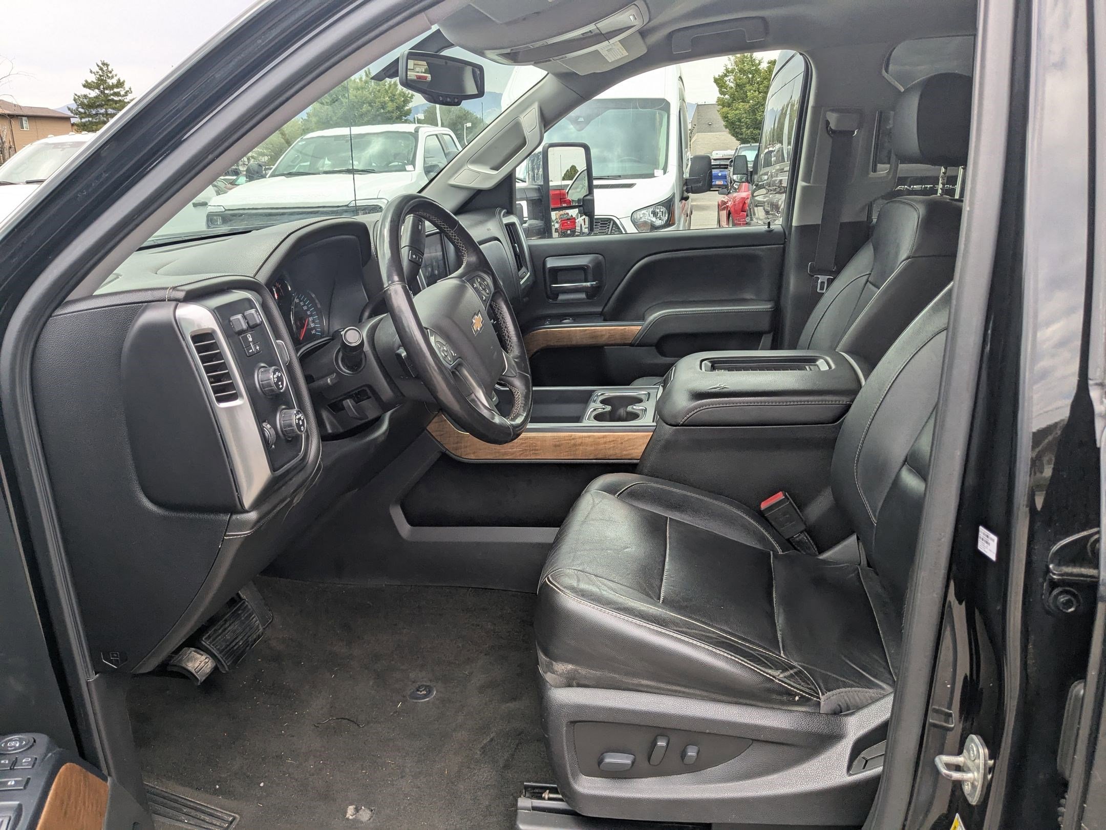 2017 Chevrolet Silverado 1500 LTZ photo 14