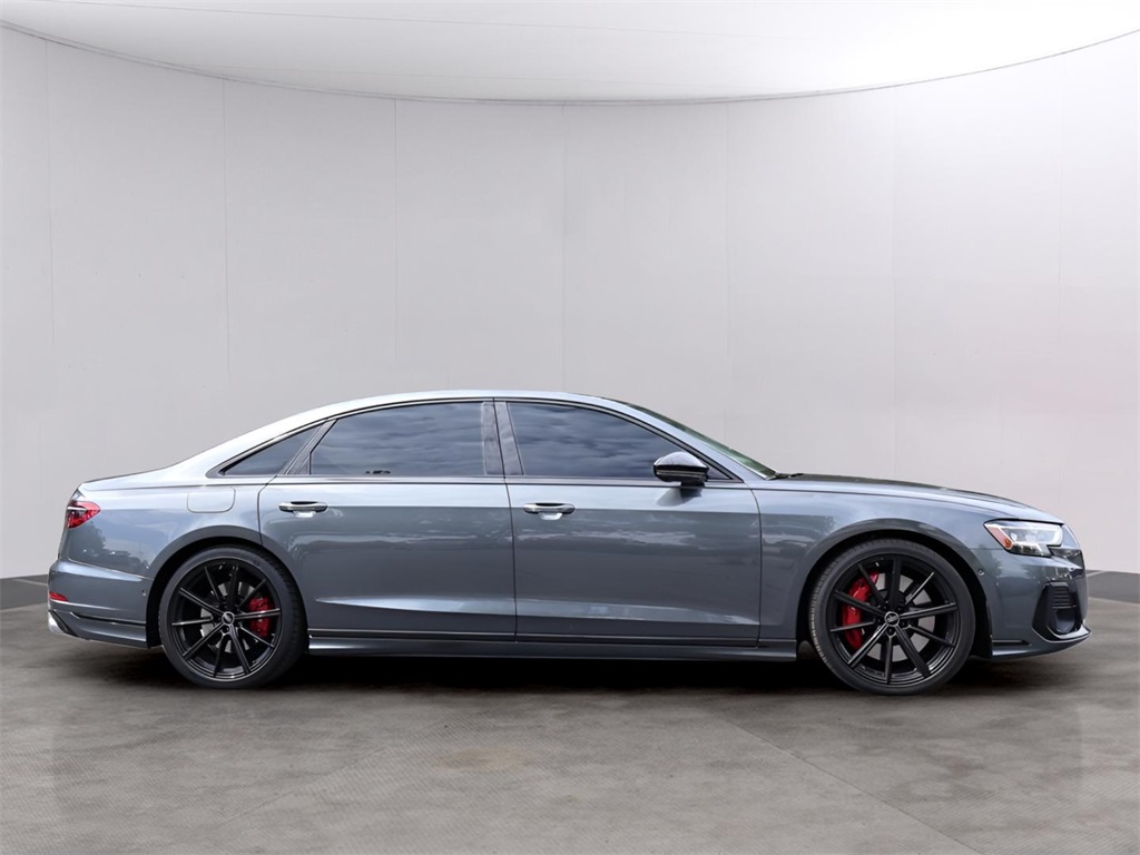 2023 Audi S8 4.0T Quattro photo 4