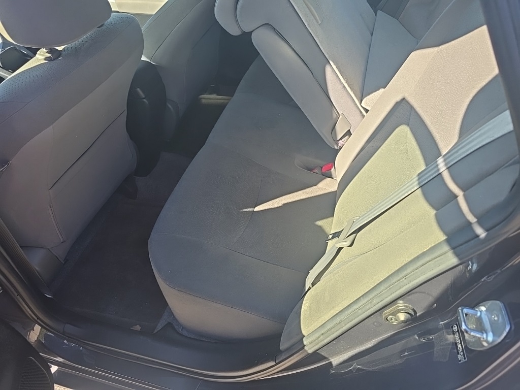 2012 Toyota Prius photo 7