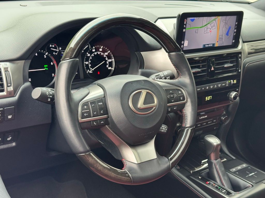 2023 Lexus GX 460 photo 13