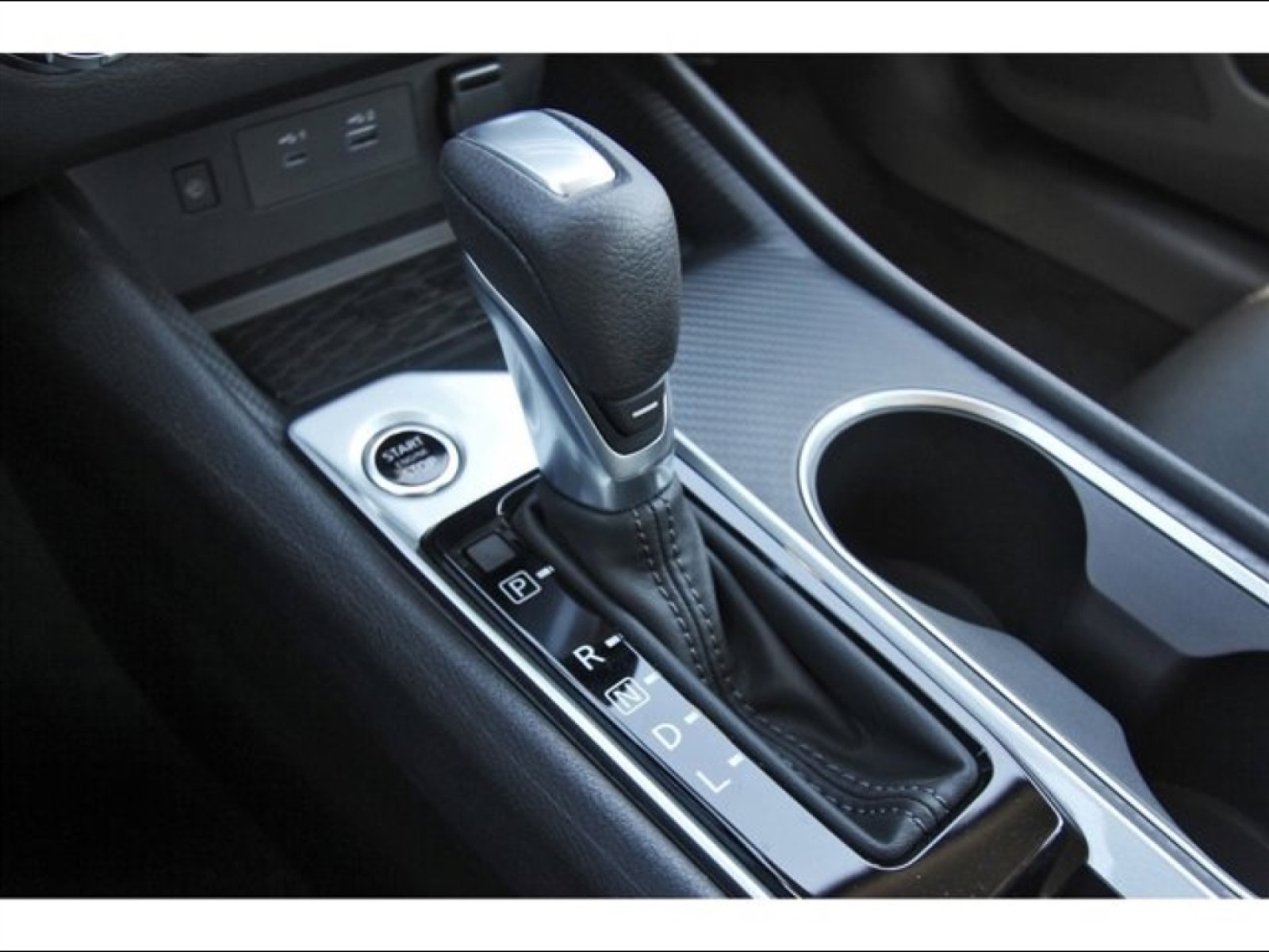 2025 Nissan Altima SV Black at Robbins Nissan