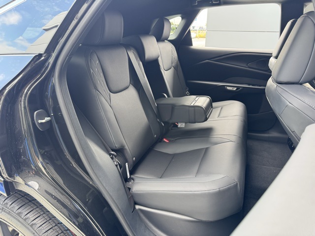 2025 Lexus RX 350 F SPORT photo 9