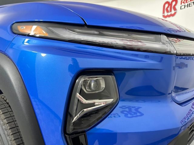2025 Chevrolet Silverado EV LT photo 23