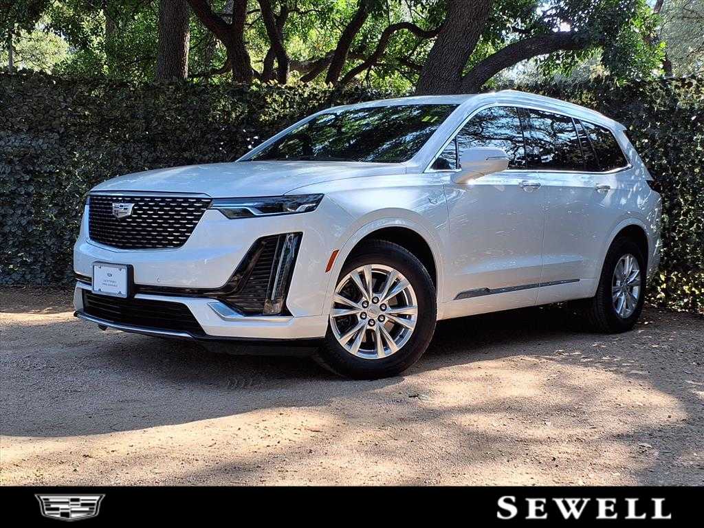 2024 Cadillac XT6 Luxury's photo