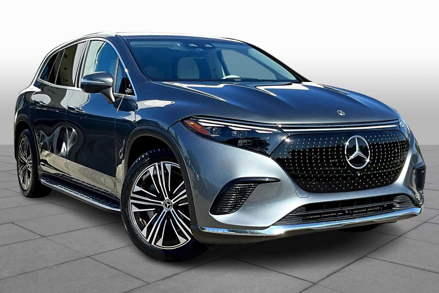 2023 Mercedes Benz EQS SUV 450 photo 2