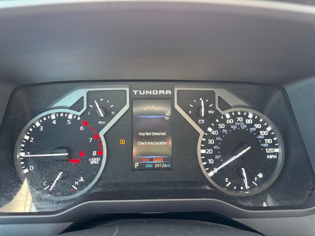 2022 Toyota Tundra TRD photo 15