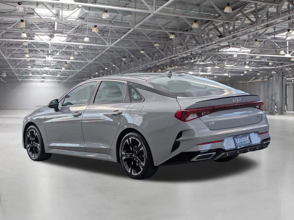 2024 Kia K5 GT-Line photo 7