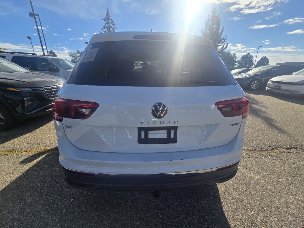 2024 Volkswagen Tiguan SE Wolfsburg Edition photo 2