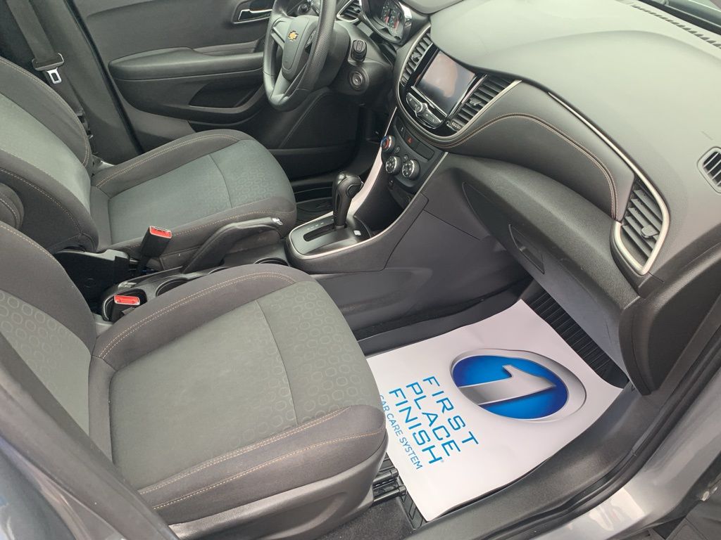 2020 Chevrolet Trax LS photo 19
