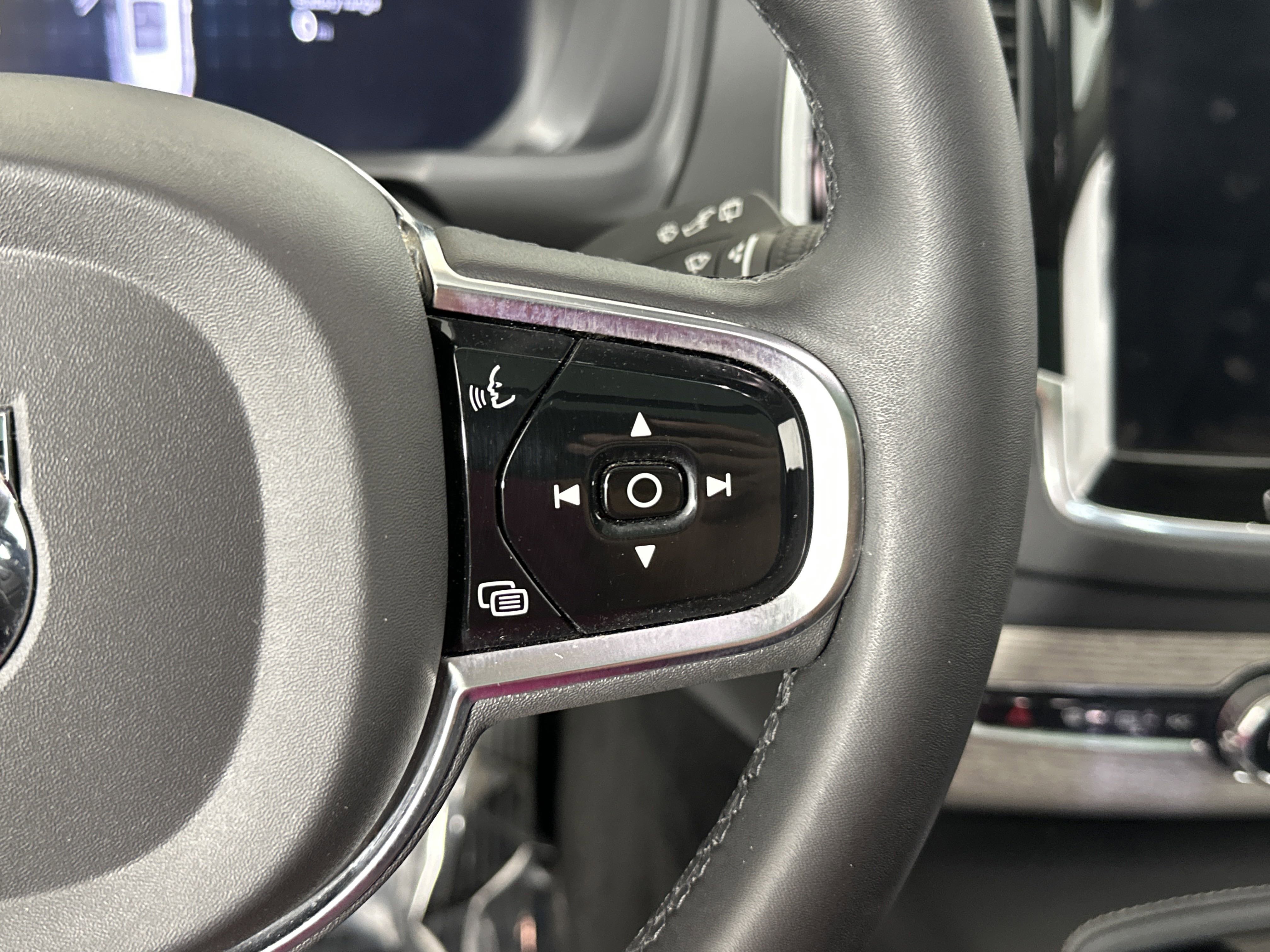 2024 Volvo XC90 Recharge Ultimate photo 12