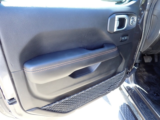 2021 Jeep Gladiator Mojave photo 18